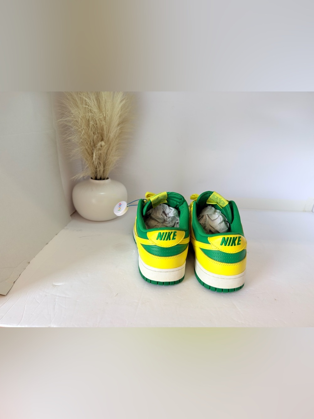 20. Men’s Nike Dunk Low in Green & Yellow size 13 - Picture 4 of 4